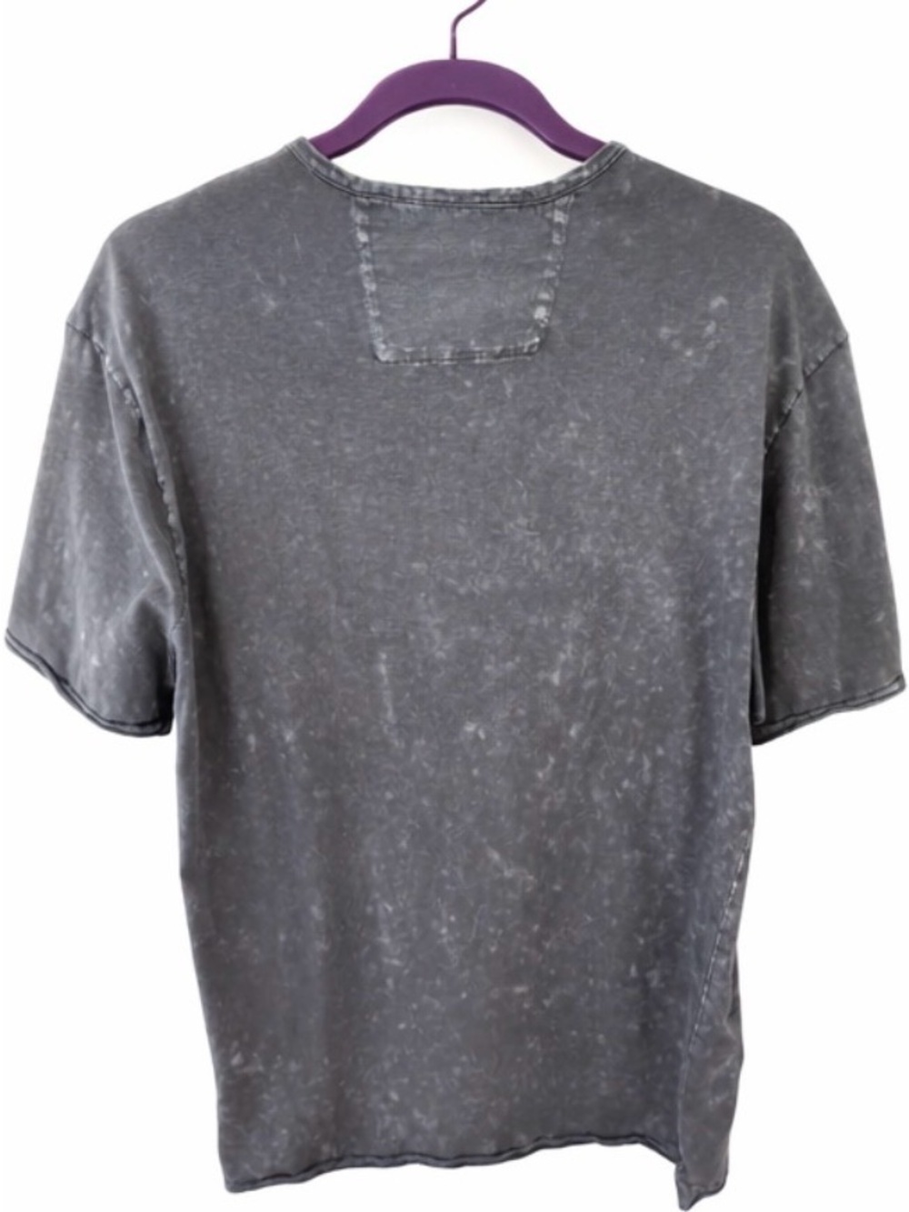 Men’s John Varvatos Distressed Grey Mineral-Wash Henley - Picture 2 of 3